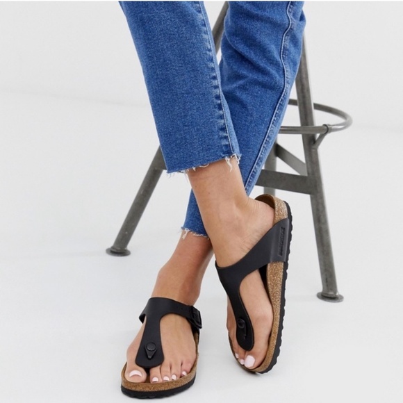 Birkenstock Gizeh Black Sandal - Picture 1 of 9